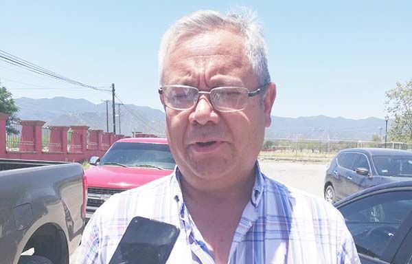 Revela docente intención de dirigir el PRI en Múzquiz