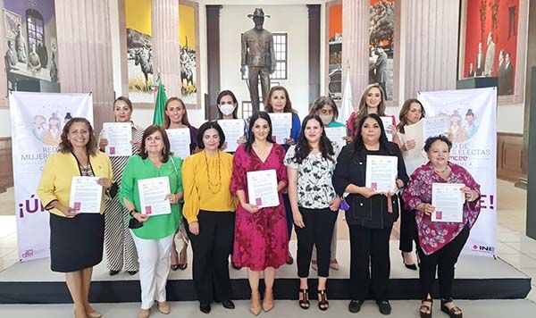 Visitan Mujeres Electas Congreso de Coahuila