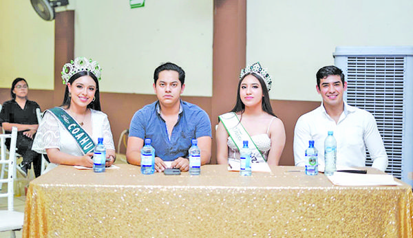 Presentan a candidatas a reina de “Astro Feria”