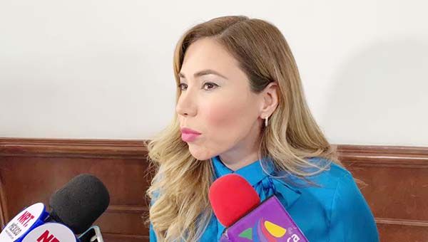 Expone Tania grave cultura de “No pago”