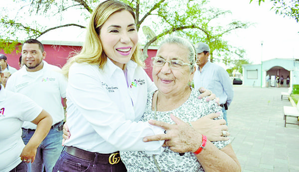 Va la Alcaldesa Tania a Villa de las Esperanzas