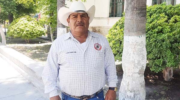Envía Alcalde apoyos permanentes a ejidos
