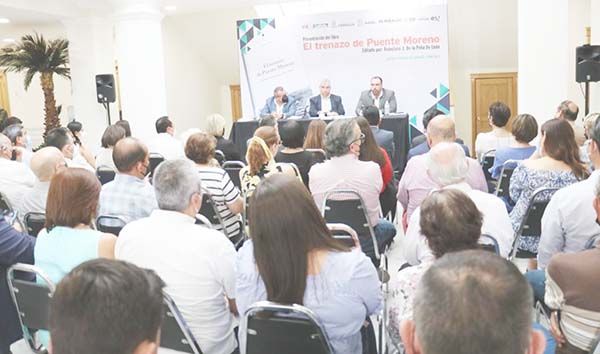 Presentan libro en el Congreso