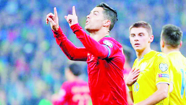 JERSEY DE CR7 FUE SUBASTADO PARA AYUDAR A UCRANIANOS TRAS INVASIÓN RUSA