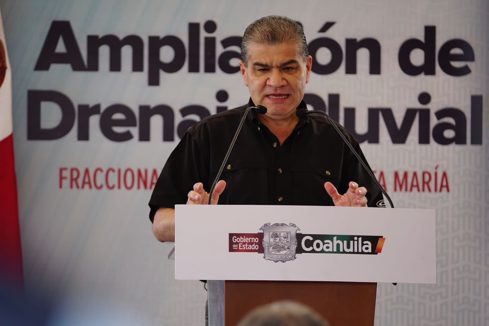 ARRANCAN MARS Y ROMÁN CEPEDA AMPLIACIÓN DEL DRENAJE PLUVIAL AL ORIENTE DE TORREÓN