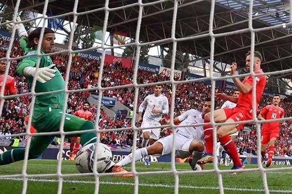 Suma España primer triunfo en Nations League