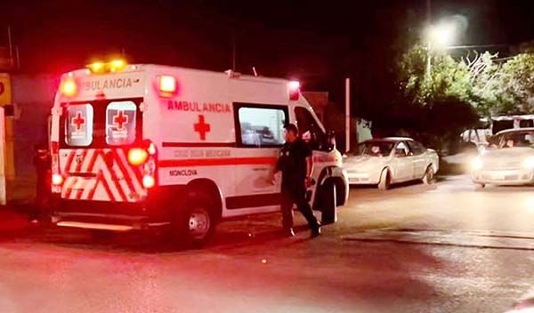 Se rocía gasolina y se prende fuego