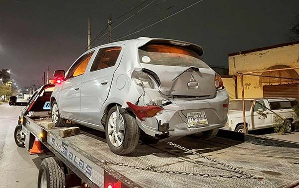 Seguro lo hace pagar y no le repara su carro