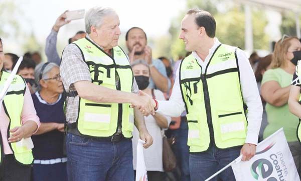 Arranca Fraustro rehabilitación de pavimento en Santa Cristina