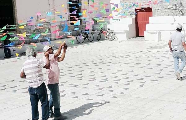 Prepara Ciénegas festival a padres