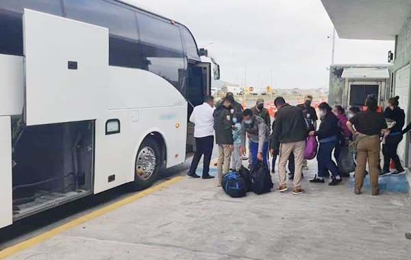 Detienen a 6 choferes