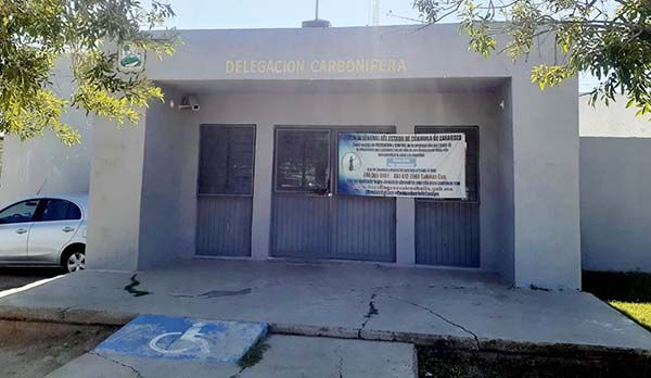 Sigue estafador ofreciendo falsa nacionalización