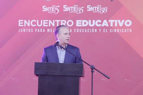 Copiosa participación en Encuentro Educativo