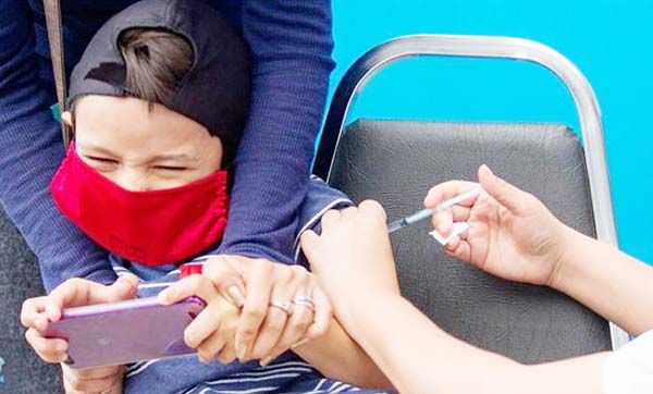 Registran a niños de 5 para vacuna anti Covid
