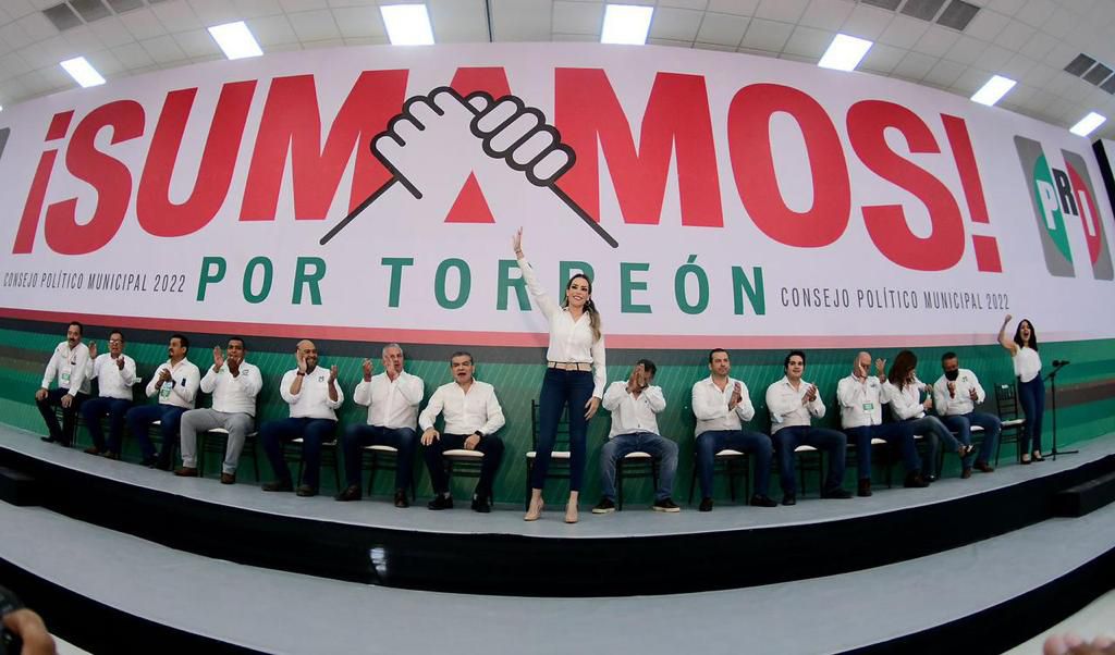 EN UNIDAD, ARRANCA LA GESTIÓN DE VERÓNICA MARTÍNEZ AL FRENTE DEL PRI TORREÓN.