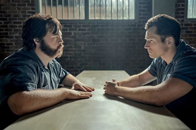 Sacará Taron Egerton la verdad a un asesino en ‘Black Bird’
