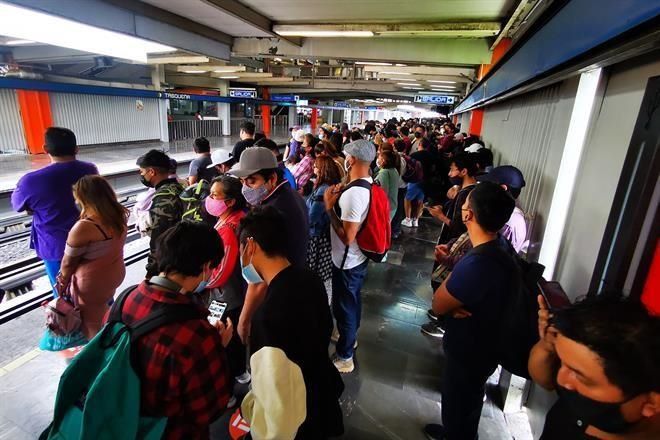 Suma Metro mil 766 suspensiones en año y medio