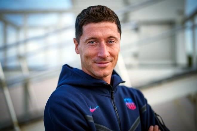 Reporta Lewandowski con el Barcelona en Miami