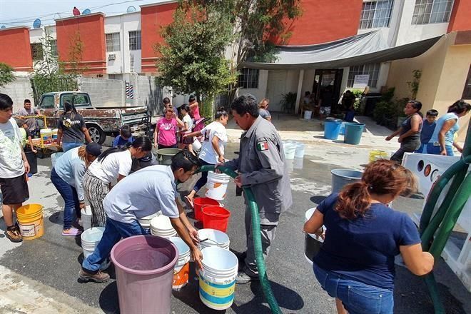 AMLO lanza plan para dar agua a NL durante 10 años