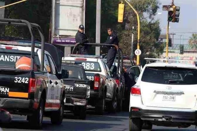 Cesan a 89 policías por irregularidades