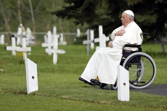 Papa pide perdón por ‘mal’ de Iglesia a indígenas de Canadá