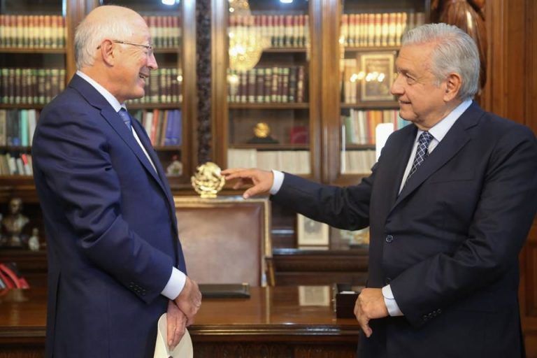 Ken Salazar, el visitante frecuente de Palacio Nacional