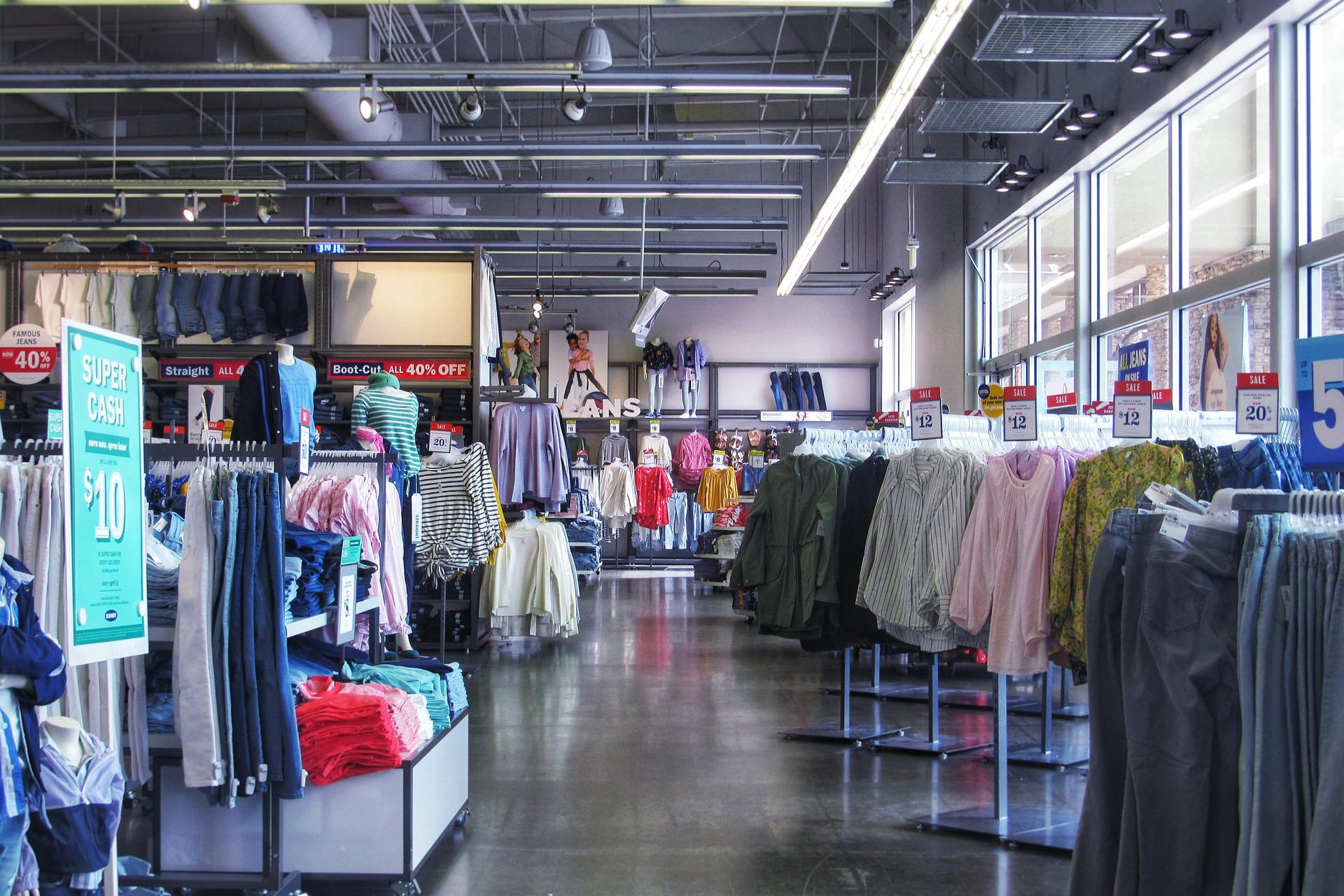 ¿Dónde comprar ropa con descuentos en México?