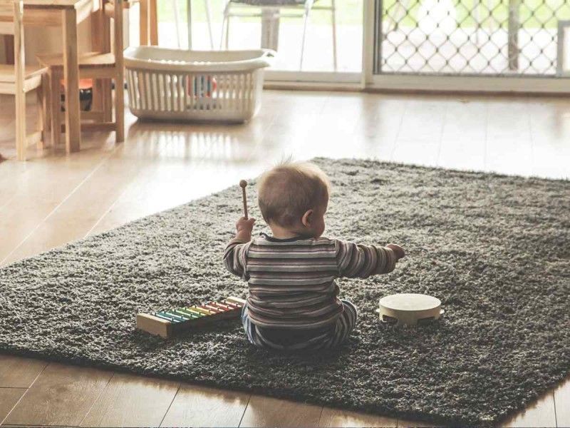 Síndrome del bebé olvidado: ¿Qué es y por qué ocurre?