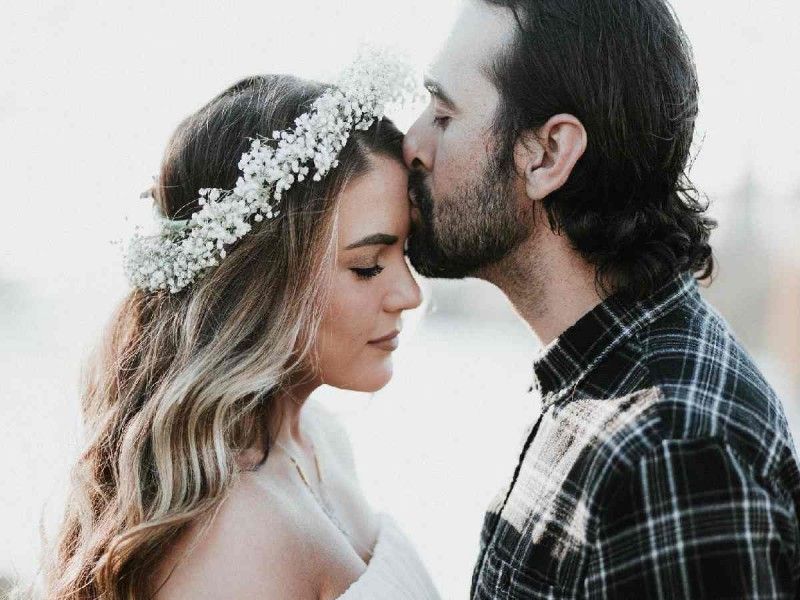 ¿Qué es el love bombing? Aquí te decimos si estás pasando por eso