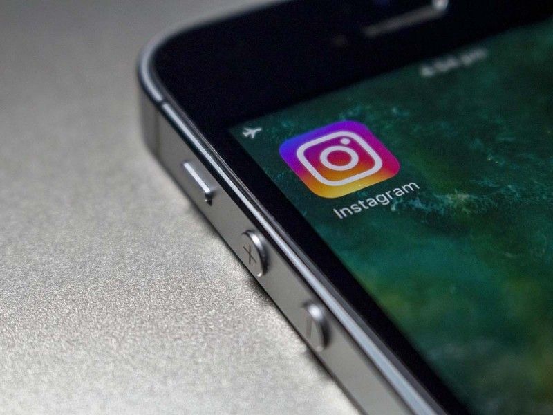 Zuckerberg demanda a usuario por robar y clonar 350 mil perfiles de Instagram