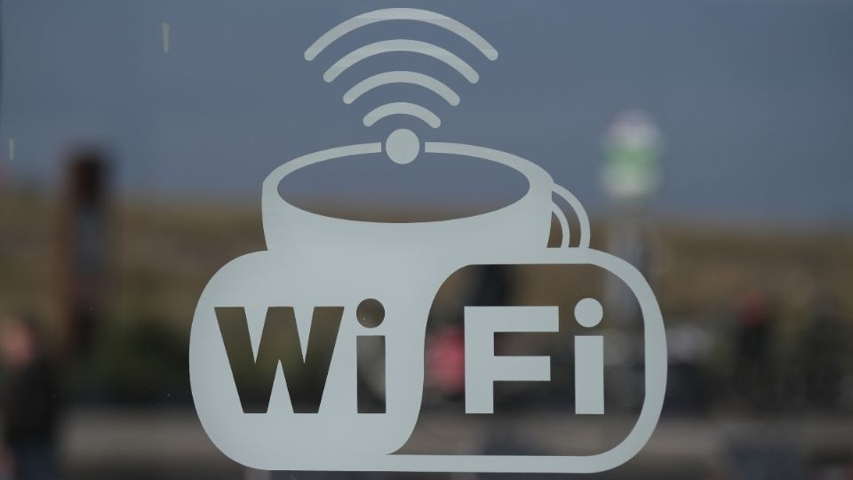Consejos para cuidar tu celular si lo conectas a una Wi-Fi pública