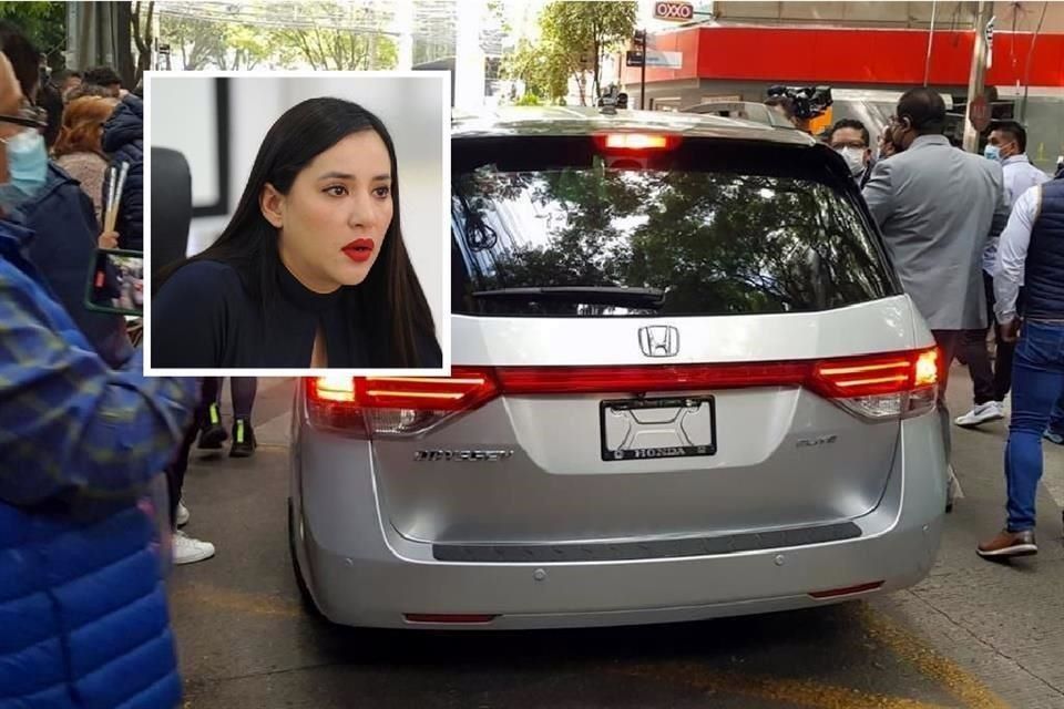 Suma de mentiras: Sandra Cuevas busca explicar permiso falso