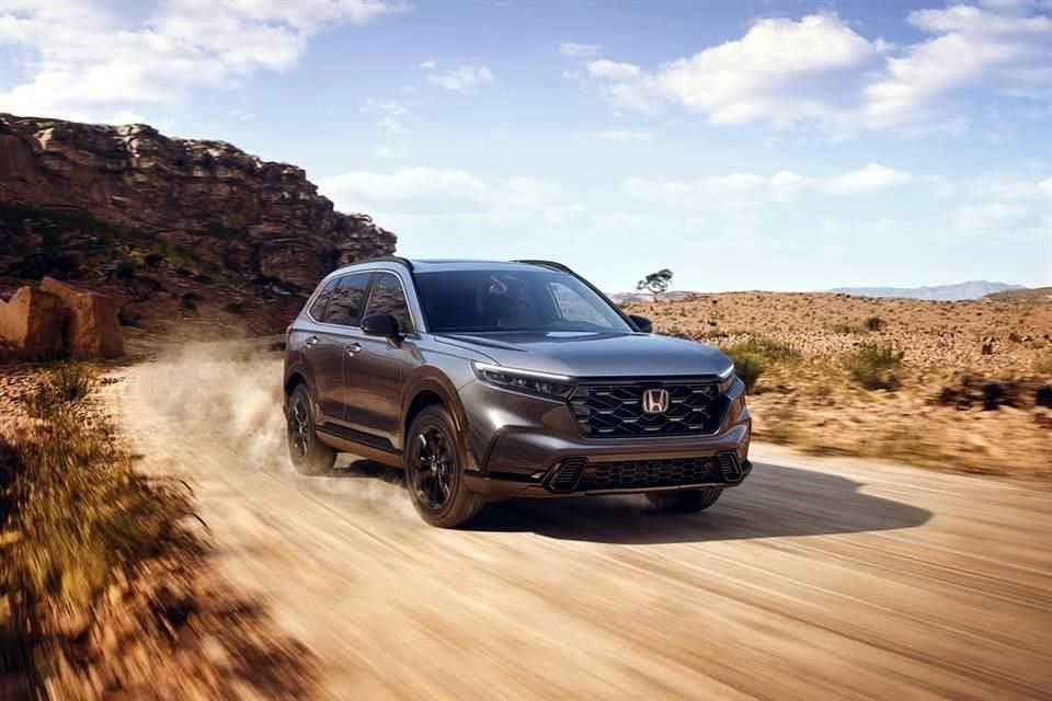 Renueva Honda su CR-V; suma estilo y tamaño