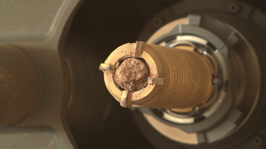 El róver Perseverance de la NASA recolecta su décima roca en Marte