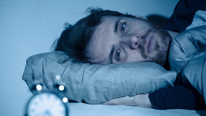 ¿Cuántas horas debes dormir según tu edad? Esto dice la Secretaría de Salud