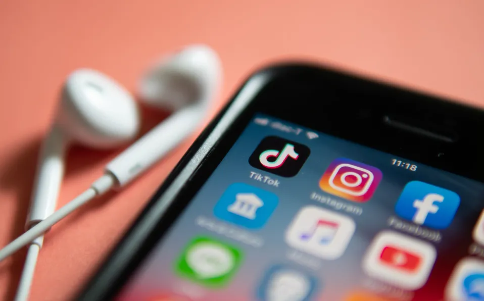 4 de cada 10 adolescentes realizan búsquedas en TikTok o Instagram, en lugar de Google