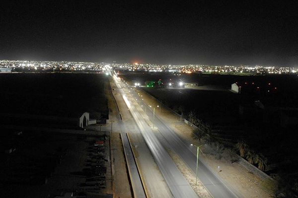 Ilumina Frontera la 30 con recursos propios