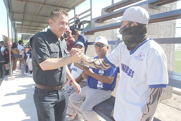 Encabeza Hugo Lozano convivencia deportiva