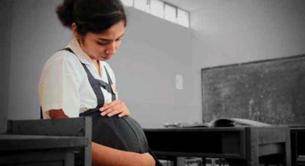 Trabaja ICM contra el embarazo adolescente
