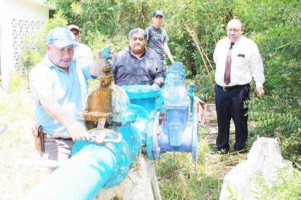 Garantizan suministro de agua en Castaños