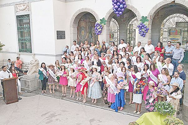 Llega Reina de Feria de la Uva