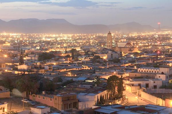 Invitan a cantarle las mañanitas a Saltillo