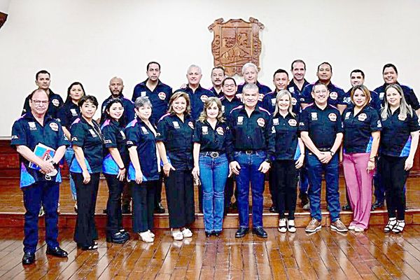 Asiste Diana Haro a presentación de Rally