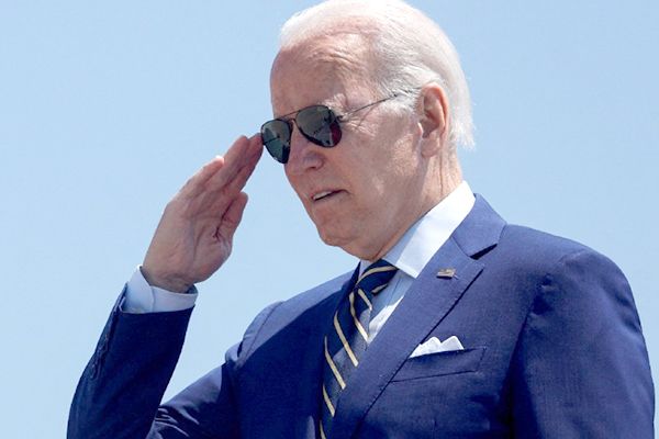 Biden tiene covid-19
