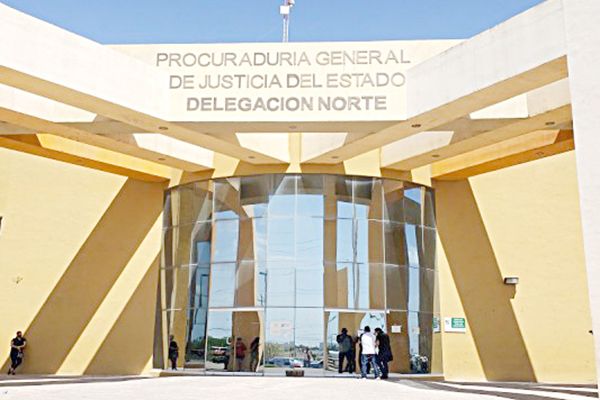 Abusa sexualmente de hija mientras se bañaba