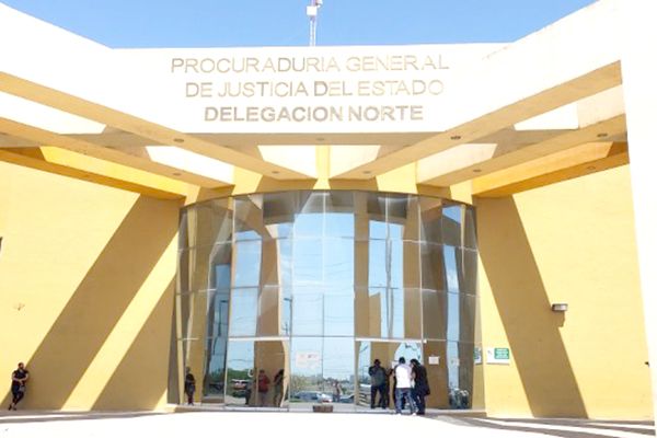 Abusa sexualmente de hija mientras se bañaba