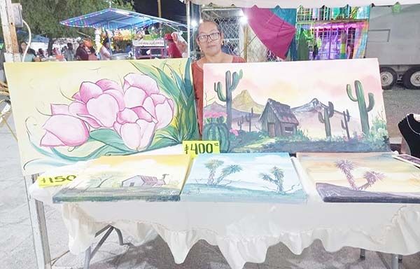 Exponen artesanos de SB sus productos