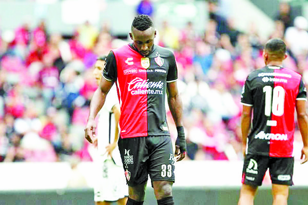 Bicampeón en crisis: Atlas cae en casa ante Xolos