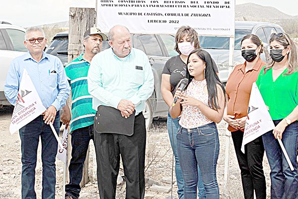 Arrancan en Castaños red de electrificación
