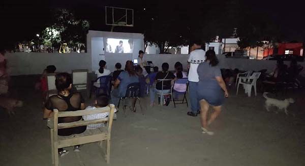 Es un gran éxito Cine en tu Colonia